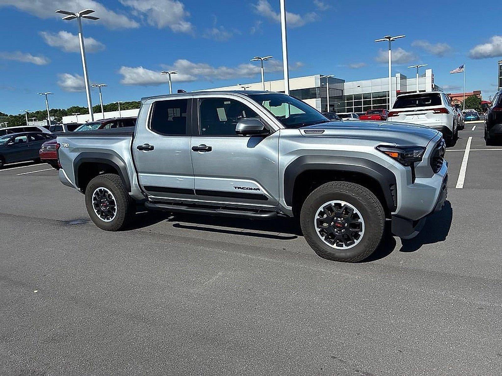 2024 Toyota Tacoma 4WD 4WD TRD Off Road Hybrid Double Cab 5' Bed AT (Natl)