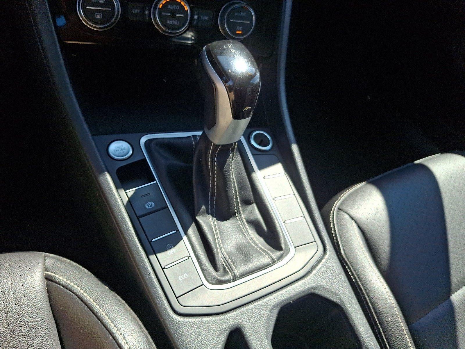 2024 Volkswagen Jetta SE Auto