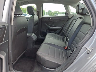 2024 Volkswagen Jetta SE Auto