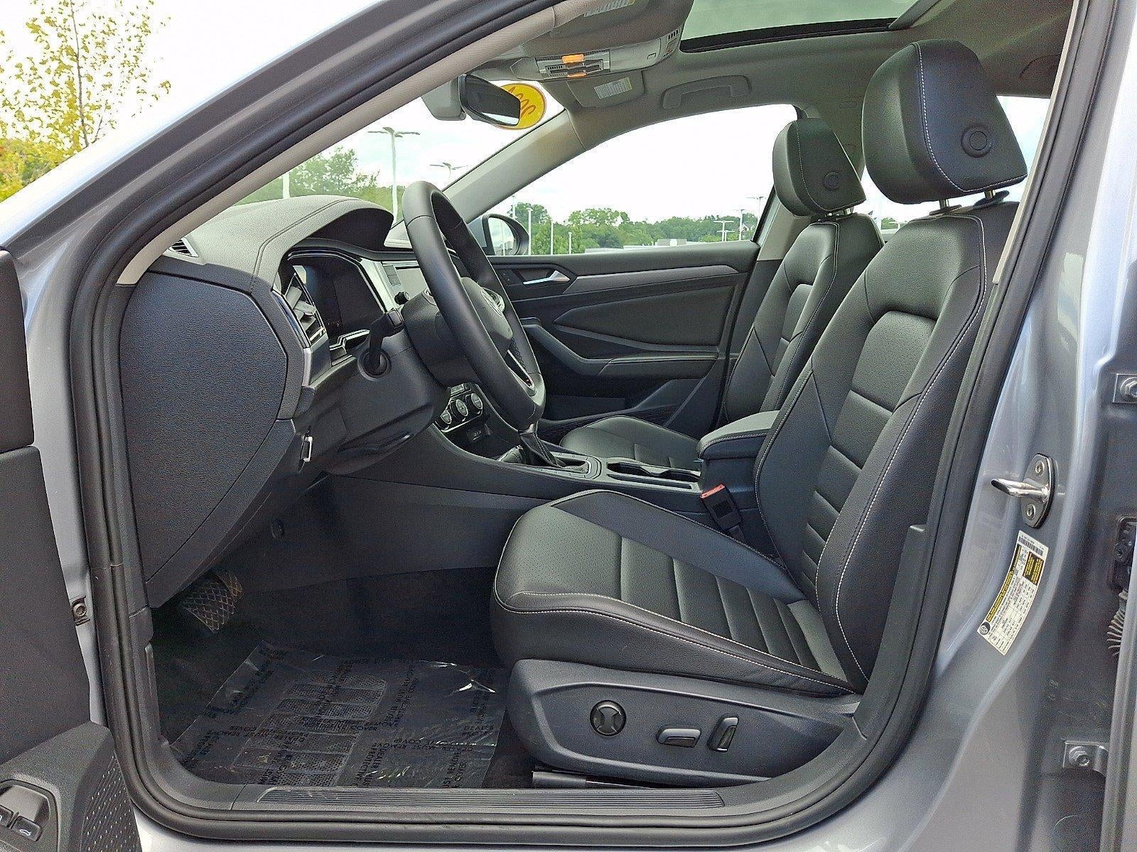 2024 Volkswagen Jetta SE Auto