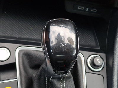 2024 Volkswagen Jetta SE Auto