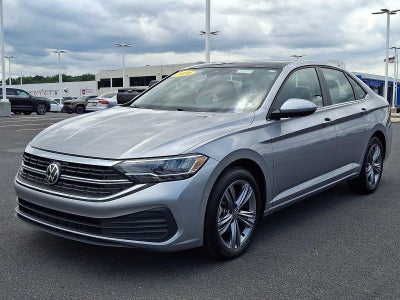 2024 Volkswagen Jetta SE Auto