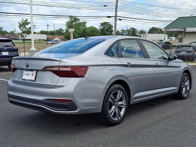 2024 Volkswagen Jetta SE Auto