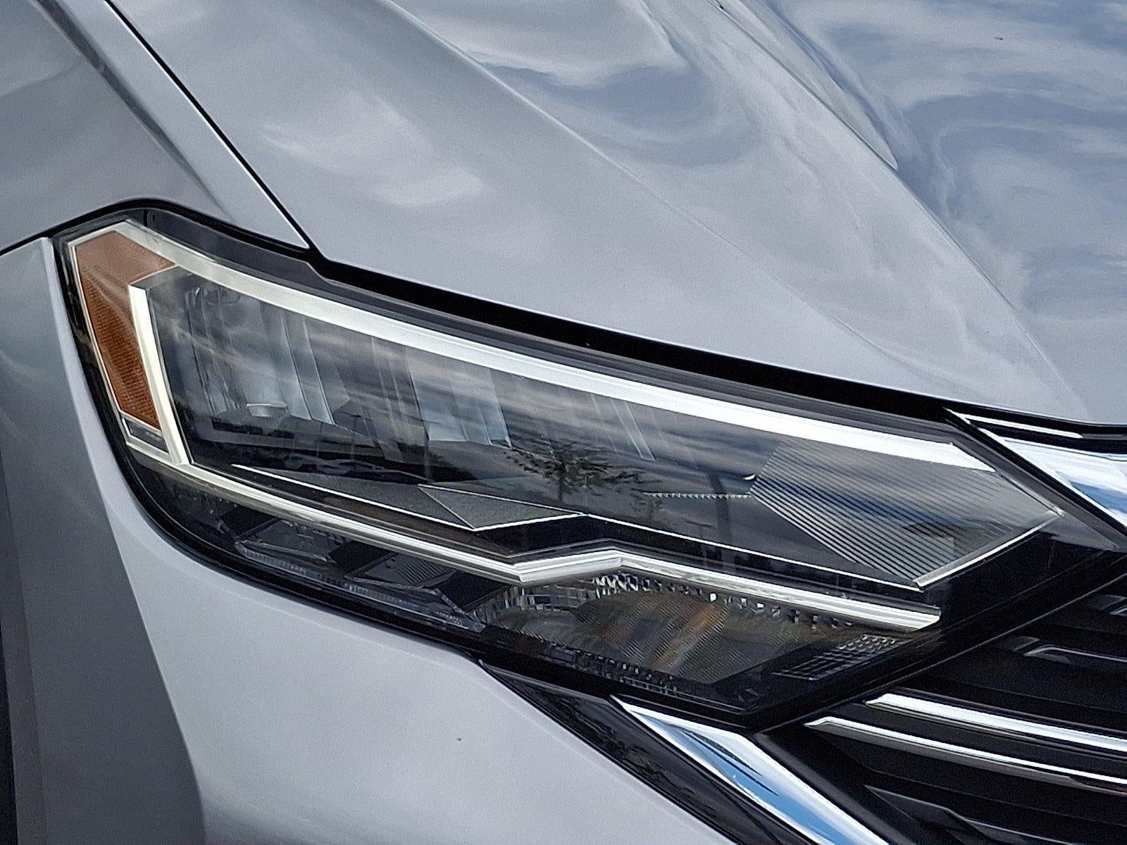 2024 Volkswagen Jetta SE Auto