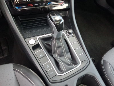 2025 Volkswagen Jetta SE Auto
