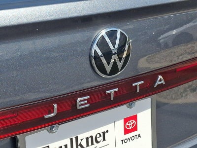2025 Volkswagen Jetta SE Auto