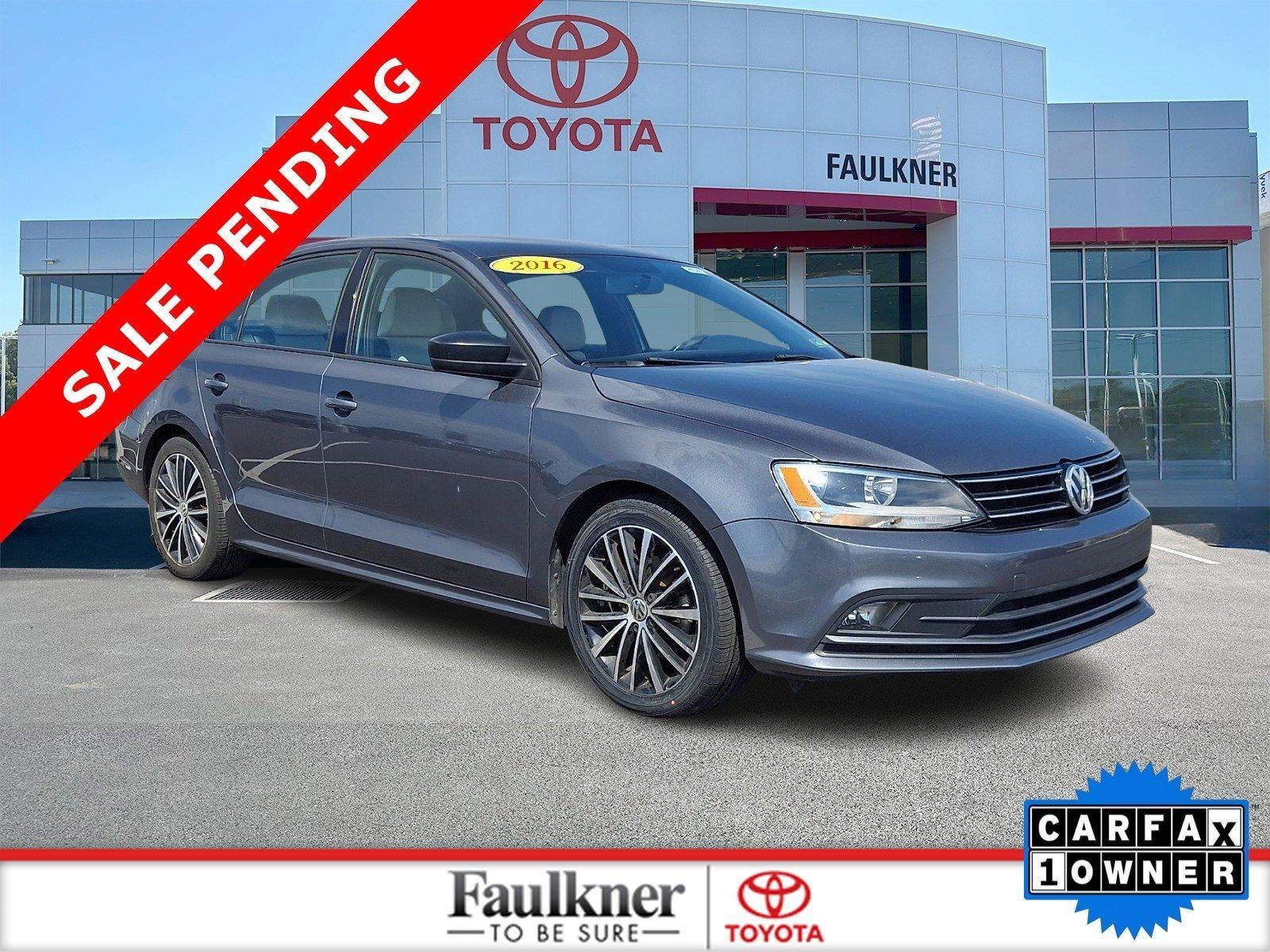2016 Volkswagen Jetta 4dr Auto 1.8T Sport PZEV Sedan