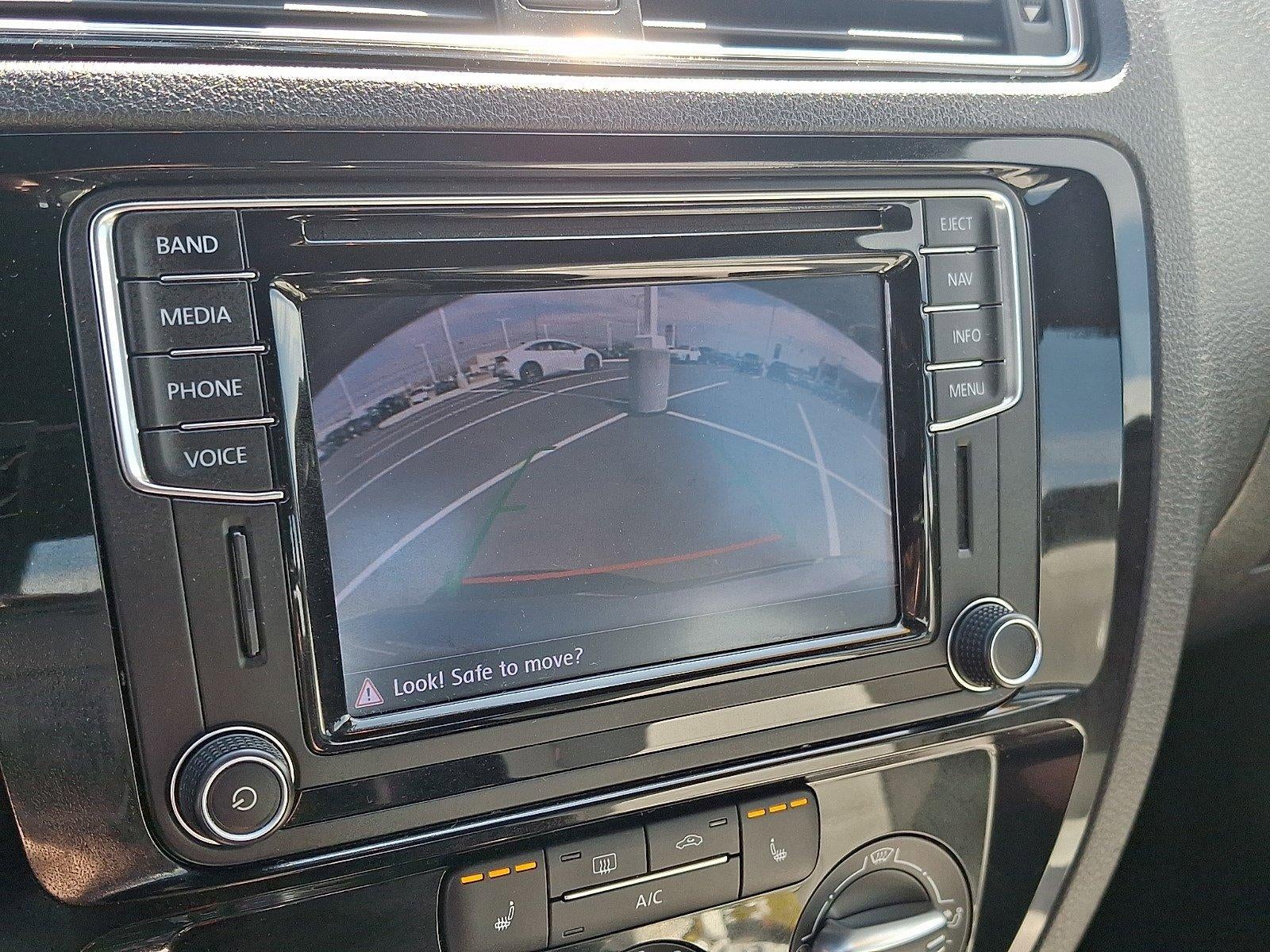 2016 Volkswagen Jetta 4dr Auto 1.8T Sport PZEV Sedan