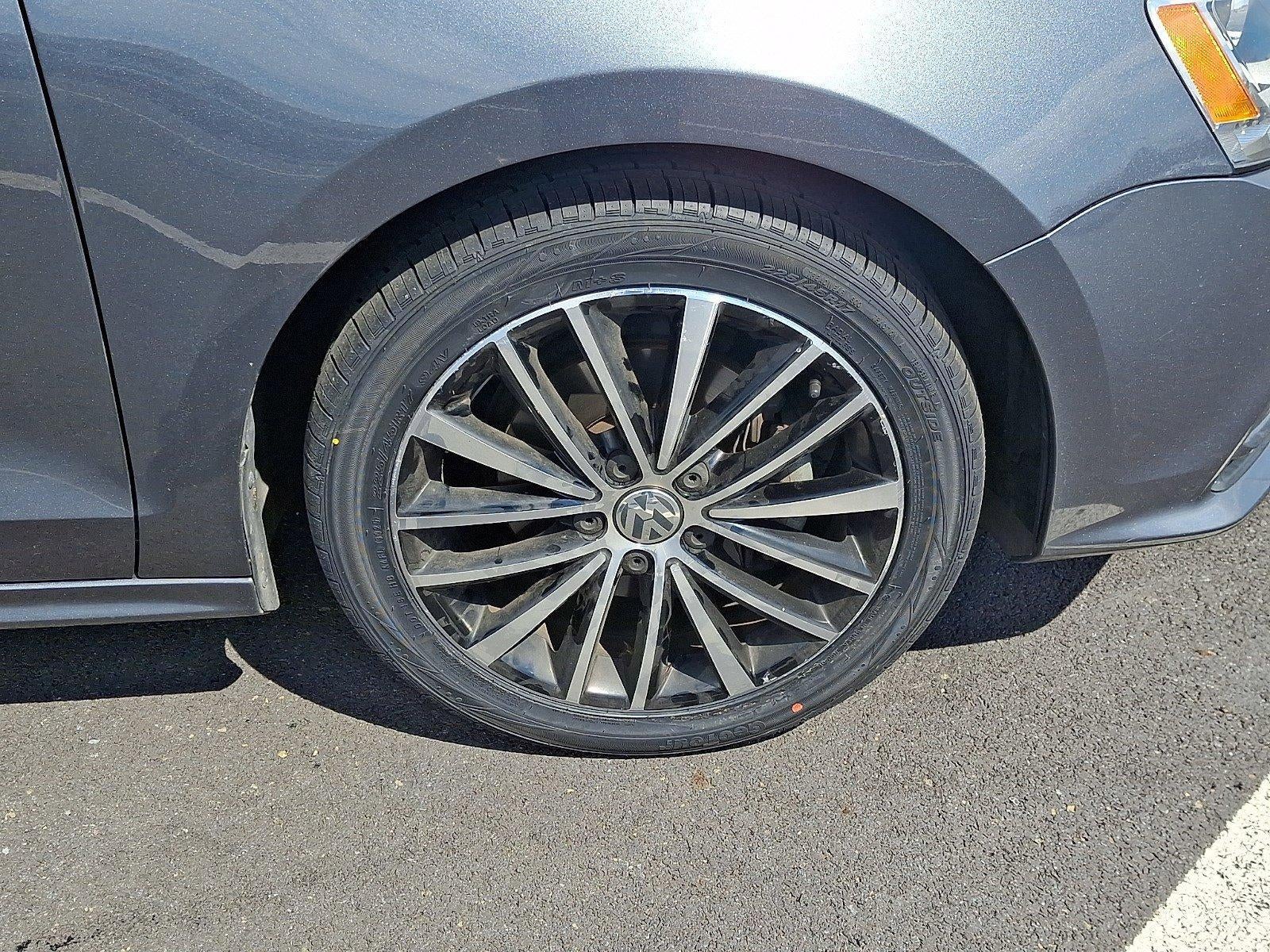 2016 Volkswagen Jetta 4dr Auto 1.8T Sport PZEV Sedan