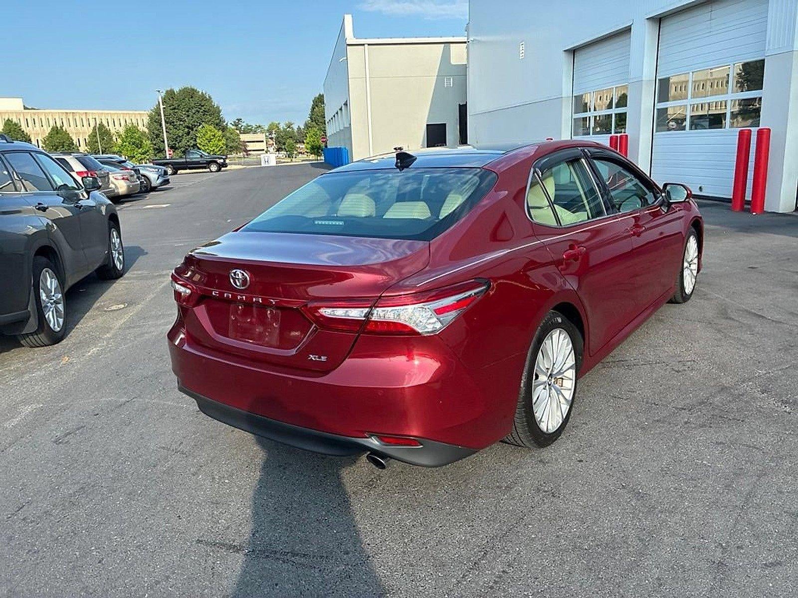 2018 Toyota Camry XLE Auto (SE)