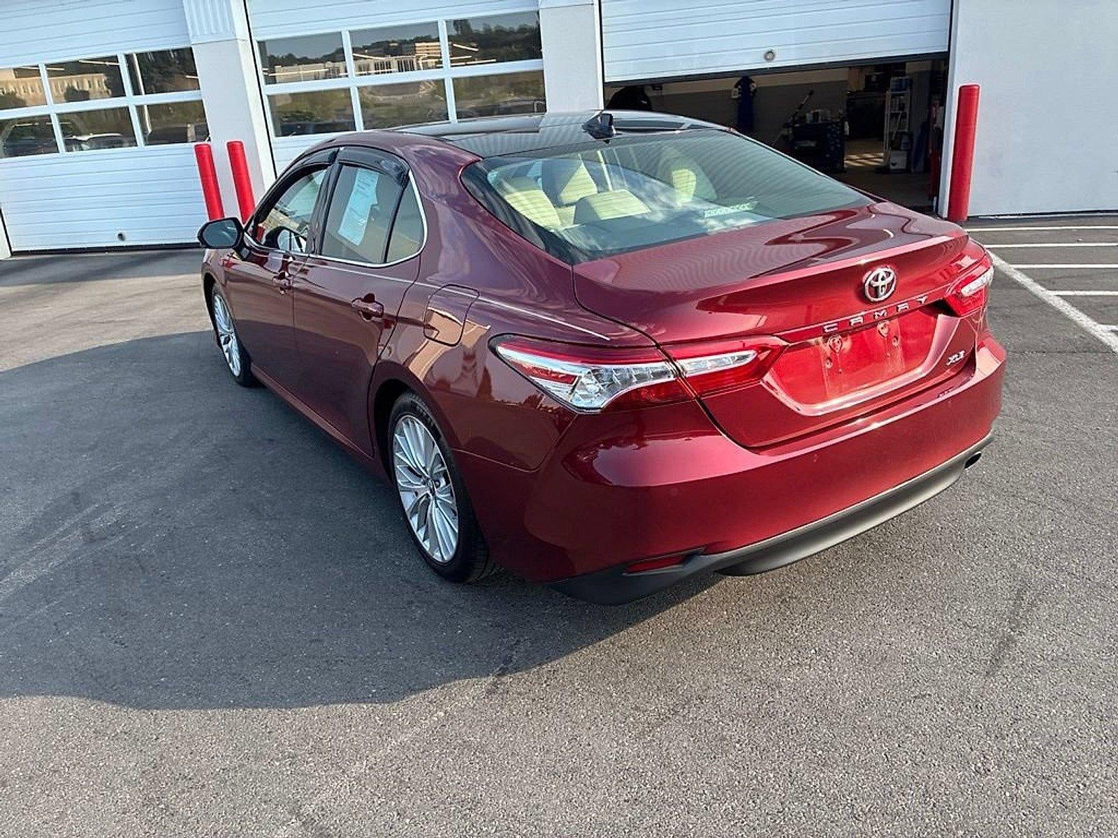 2018 Toyota Camry XLE Auto (SE)
