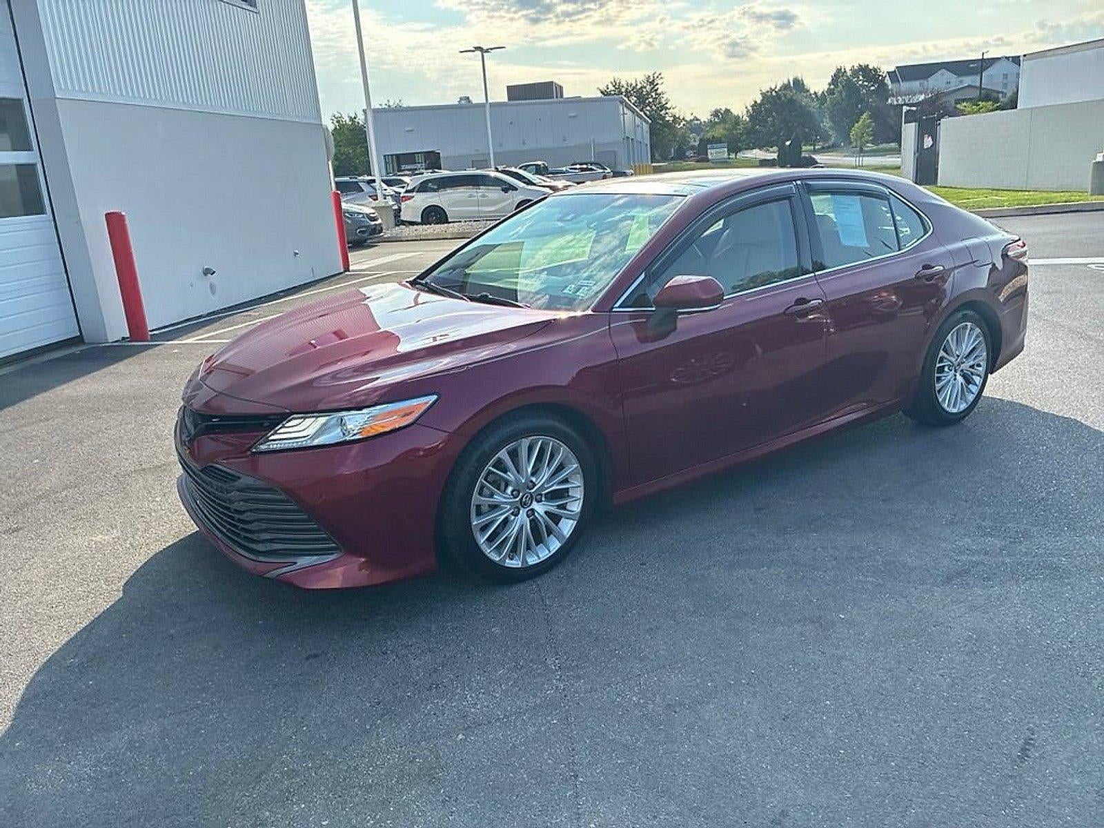 2018 Toyota Camry XLE Auto (SE)