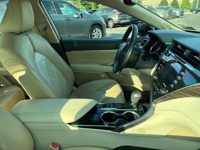 2018 Toyota Camry XLE Auto (SE)