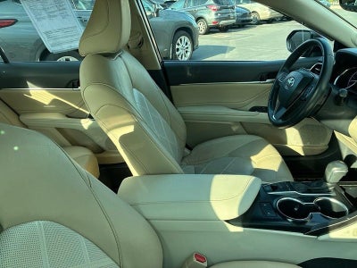 2018 Toyota Camry XLE Auto (SE)