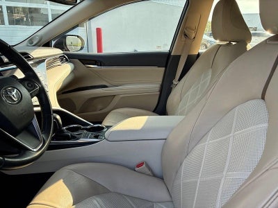 2018 Toyota Camry XLE Auto (SE)