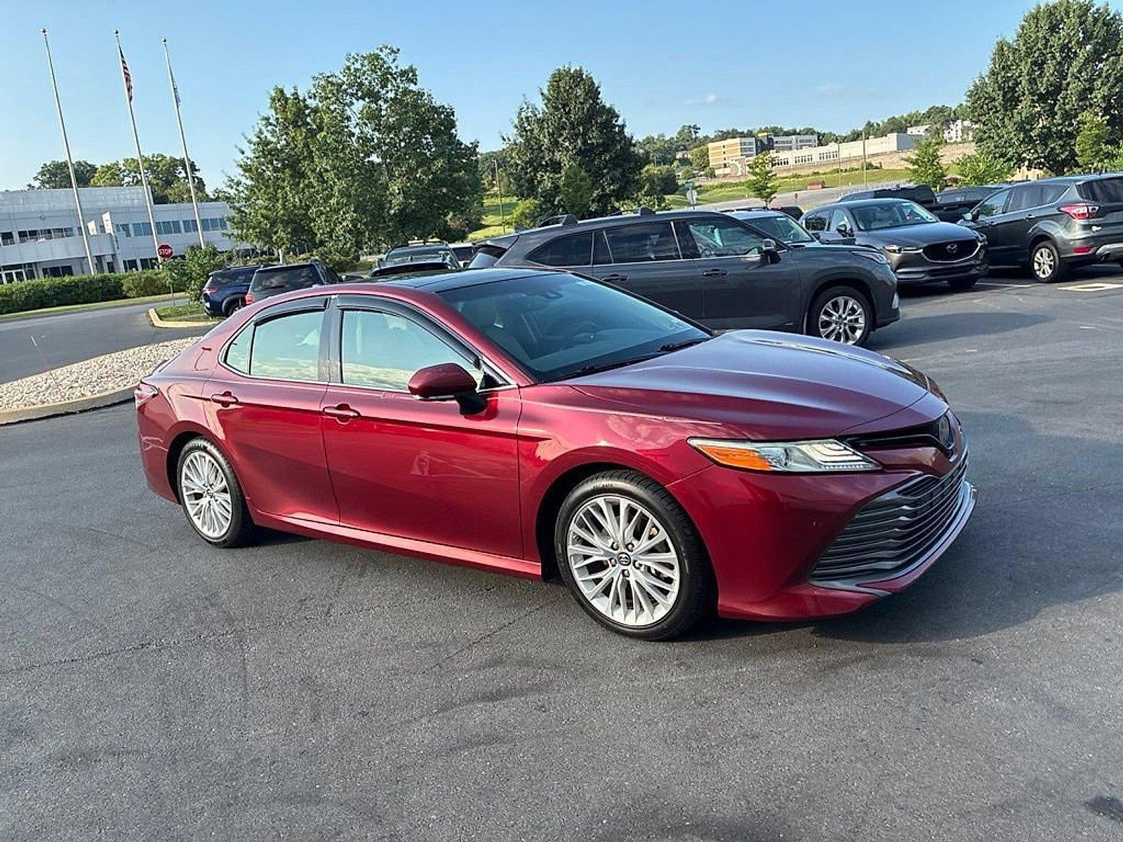 2018 Toyota Camry XLE Auto (SE)