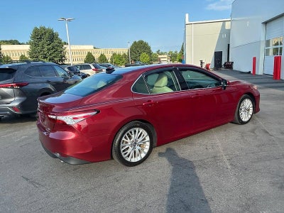 2018 Toyota Camry XLE Auto (SE)