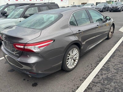 2018 Toyota Camry XLE Auto (SE)