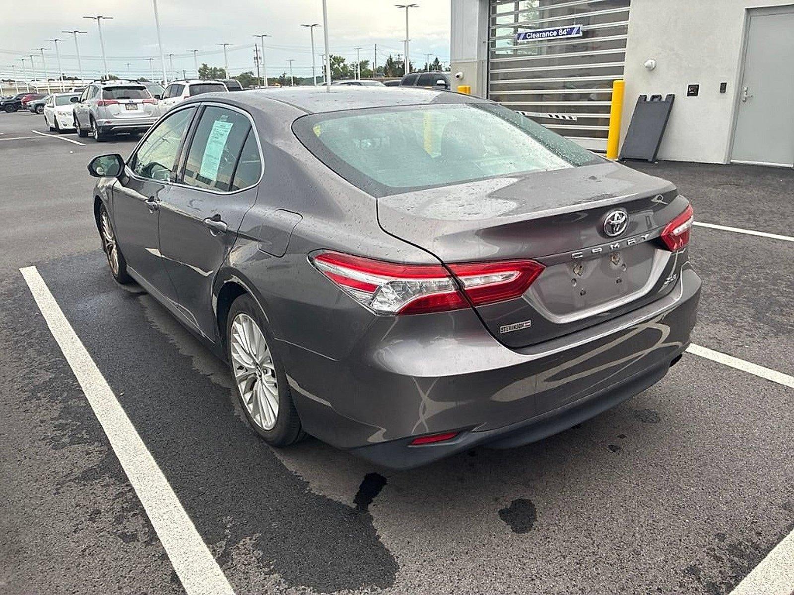 2018 Toyota Camry XLE Auto (SE)