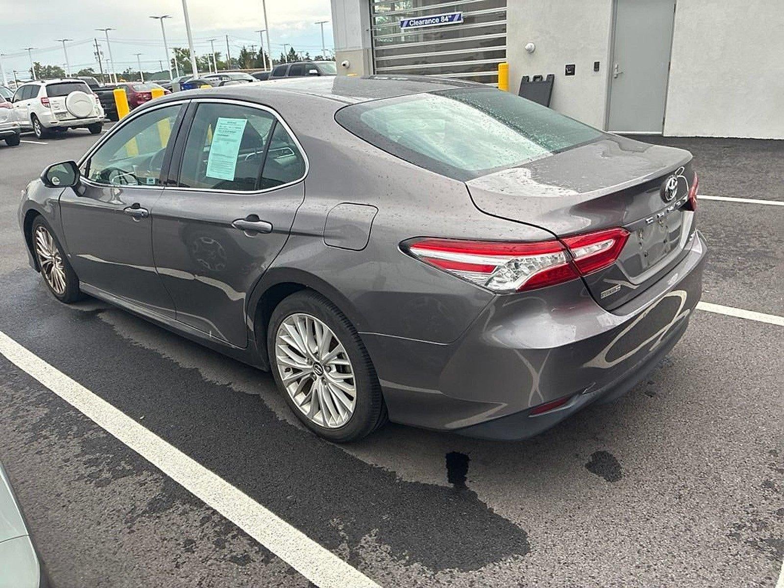 2018 Toyota Camry XLE Auto (SE)