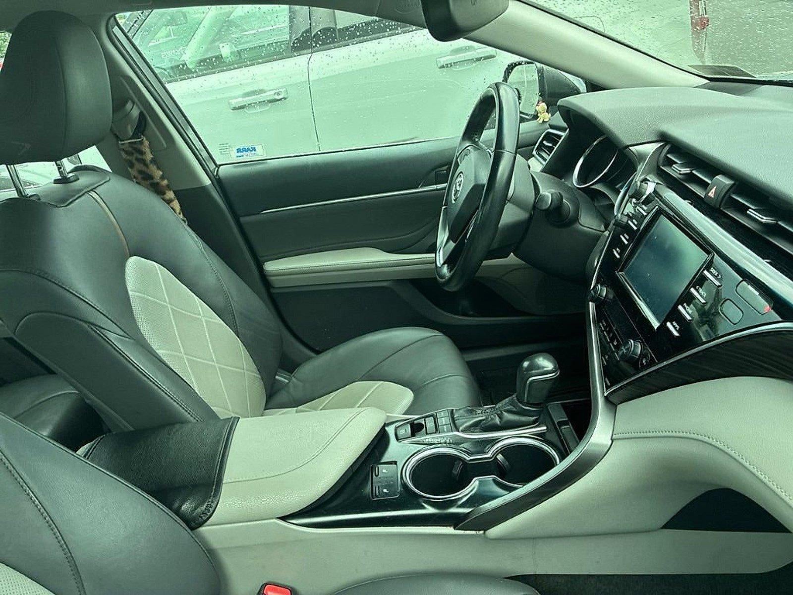 2018 Toyota Camry XLE Auto (SE)
