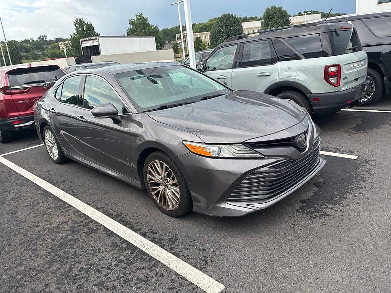 2018 Toyota Camry XLE Auto (SE)