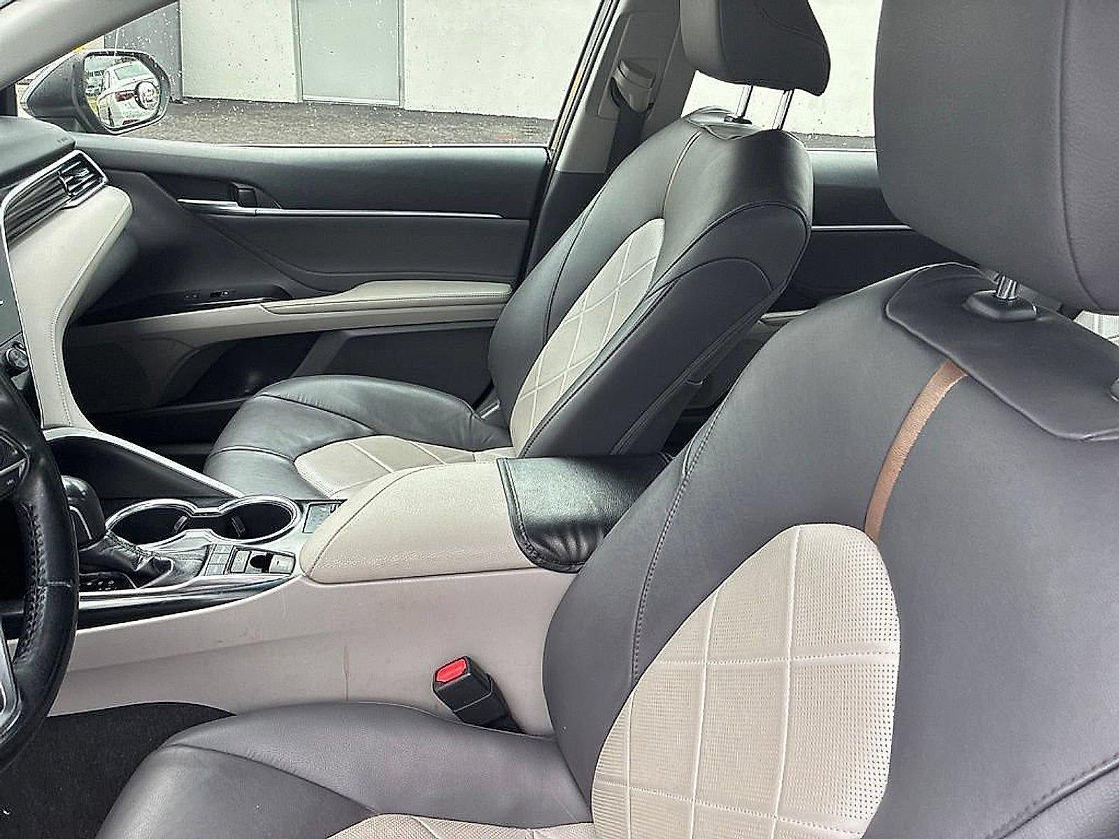 2018 Toyota Camry XLE Auto (SE)
