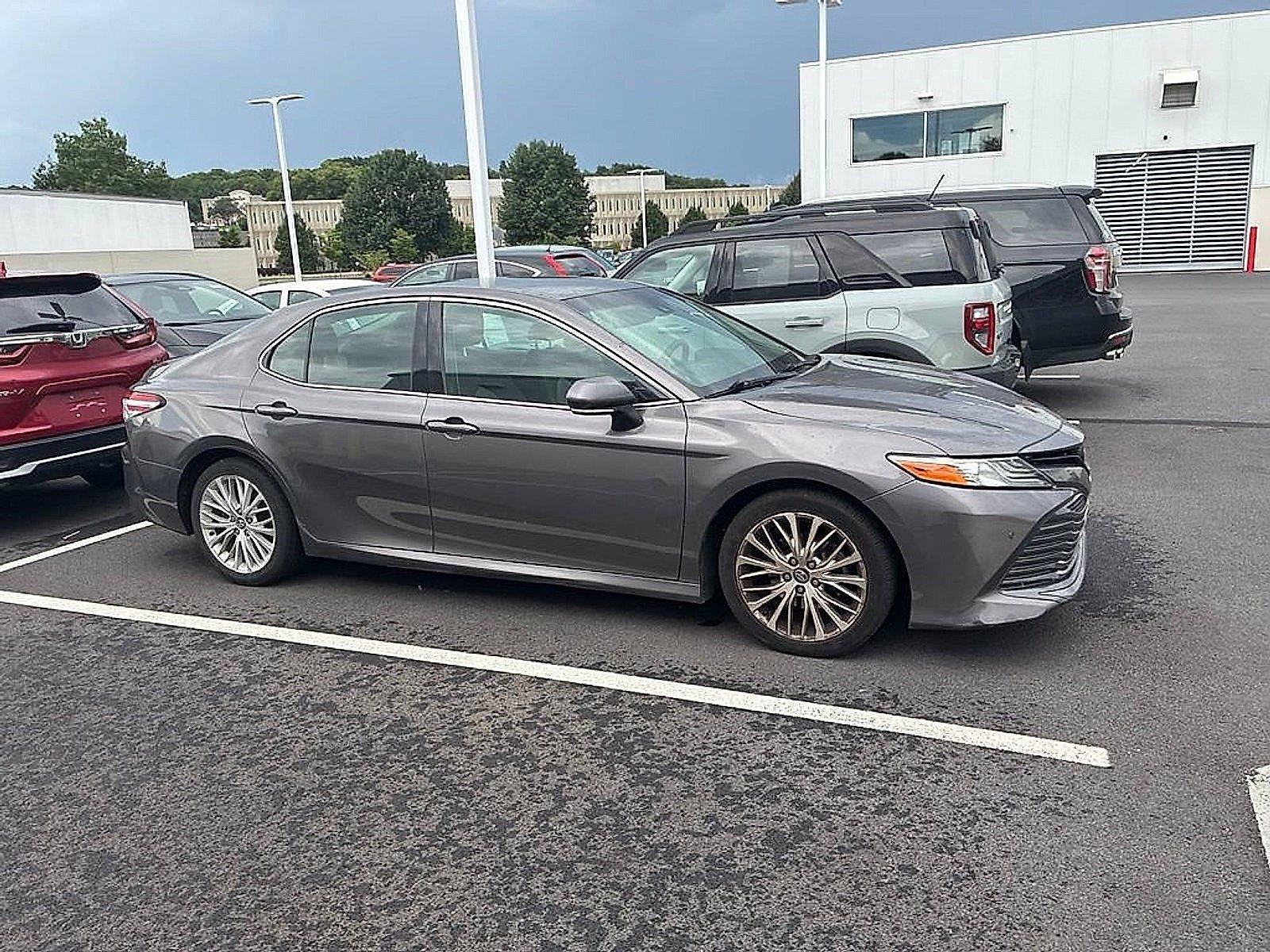 2018 Toyota Camry XLE Auto (SE)