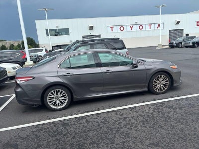 2018 Toyota Camry XLE Auto (SE)