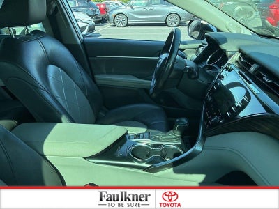 2019 Toyota Camry Hybrid LE CVT (Natl)