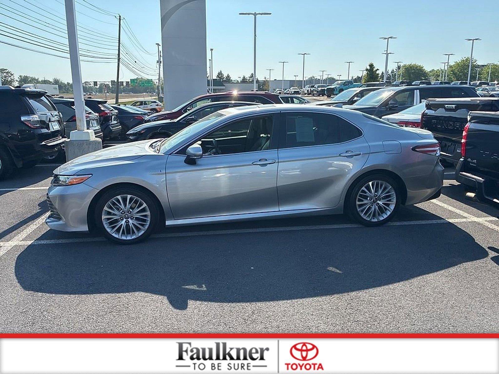 2019 Toyota Camry Hybrid LE CVT (Natl)