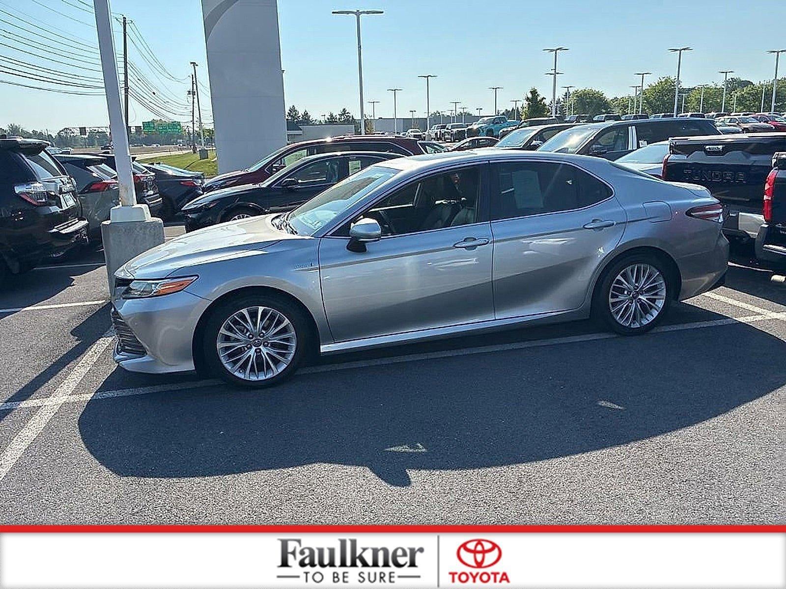 2019 Toyota Camry Hybrid LE CVT (Natl)