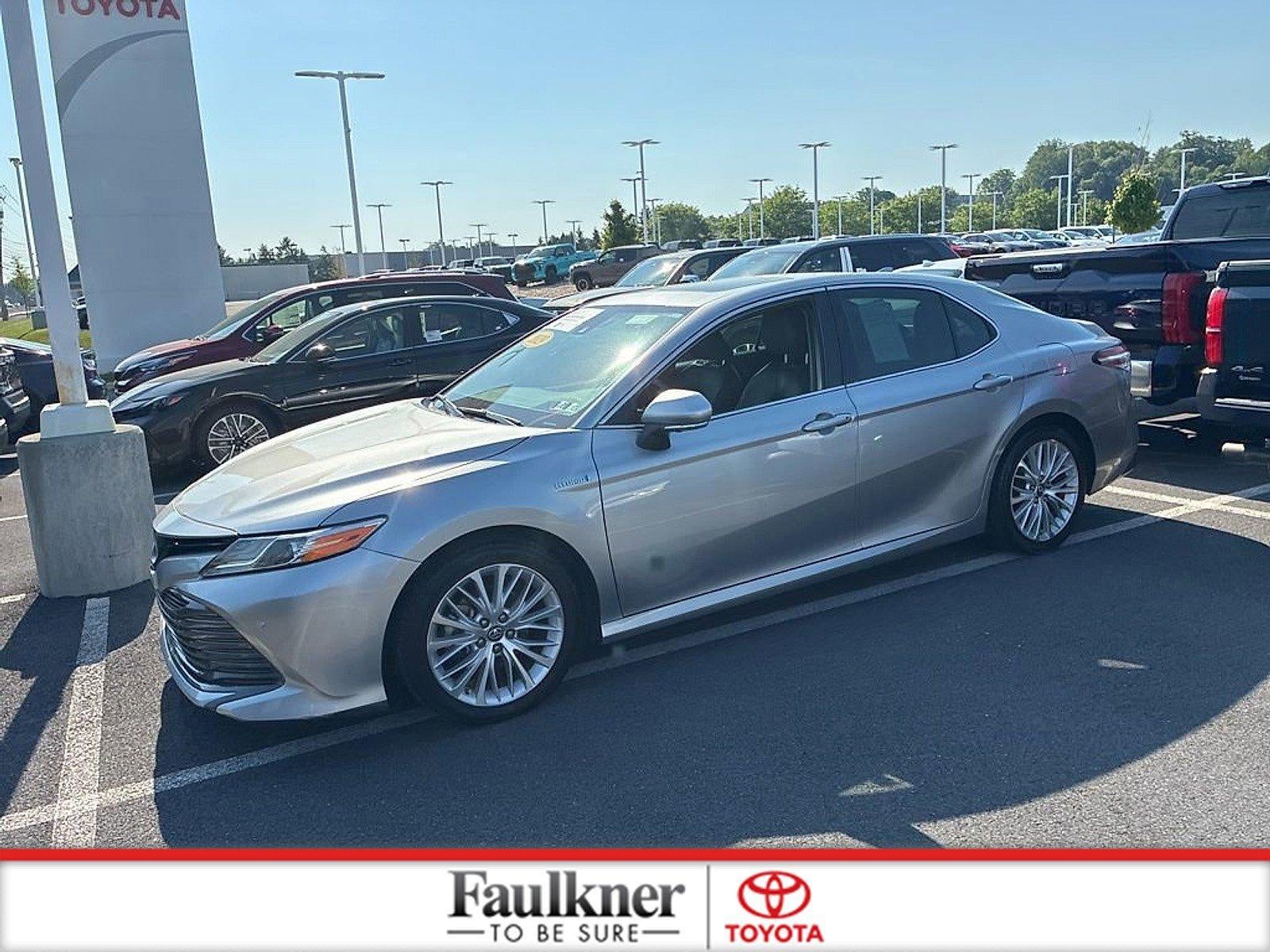 2019 Toyota Camry Hybrid LE CVT (Natl)