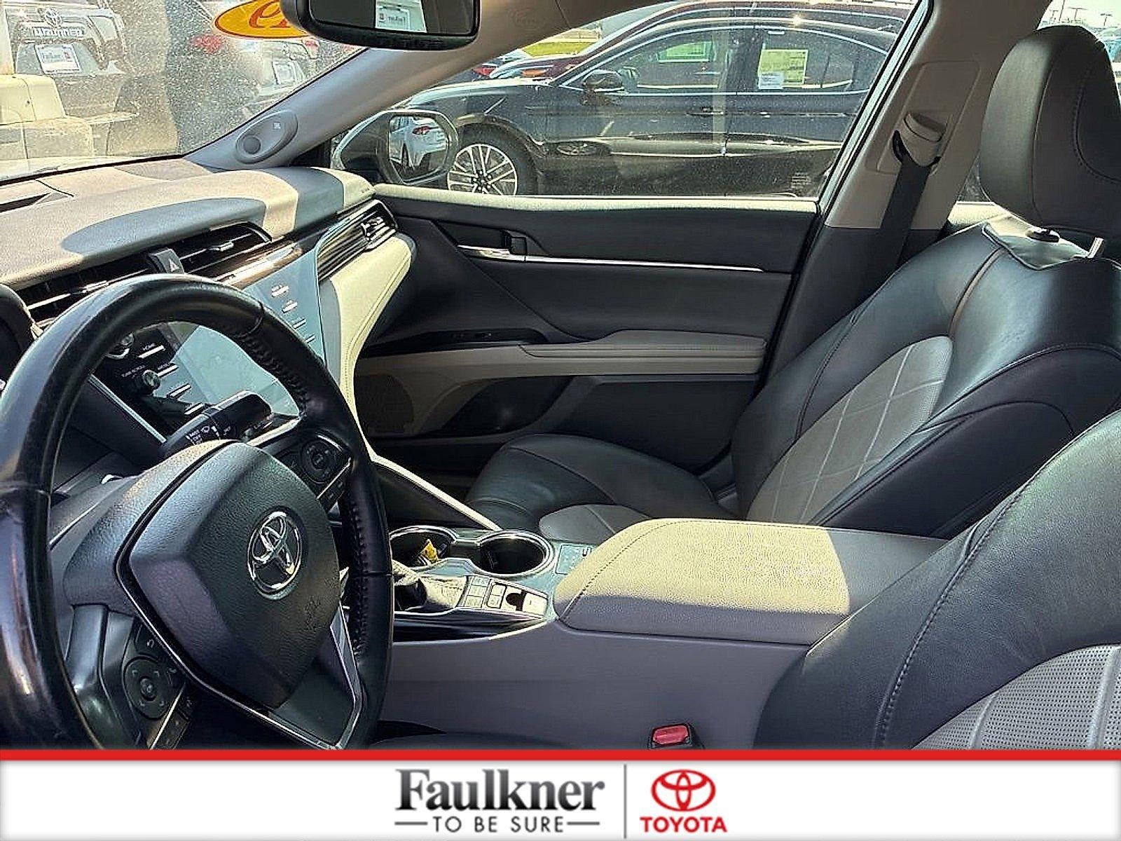 2019 Toyota Camry Hybrid LE CVT (Natl)