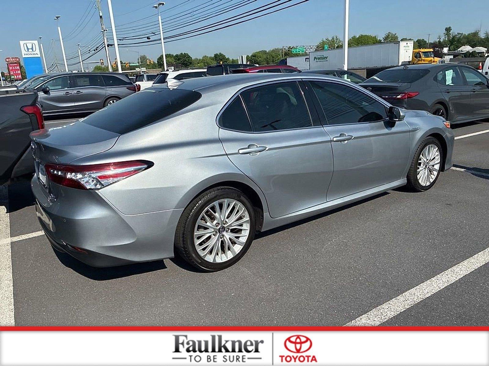 2019 Toyota Camry Hybrid LE CVT (Natl)