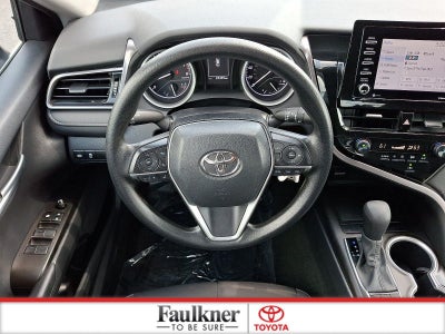 2023 Toyota Camry LE Auto (SE)