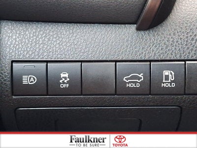 2023 Toyota Camry LE Auto (SE)