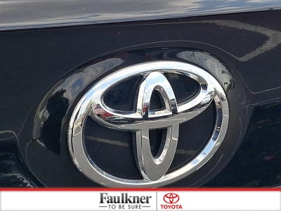 2023 Toyota Camry LE Auto (SE)