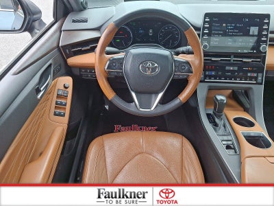 2021 Toyota Avalon Hybrid Limited FWD (Natl)