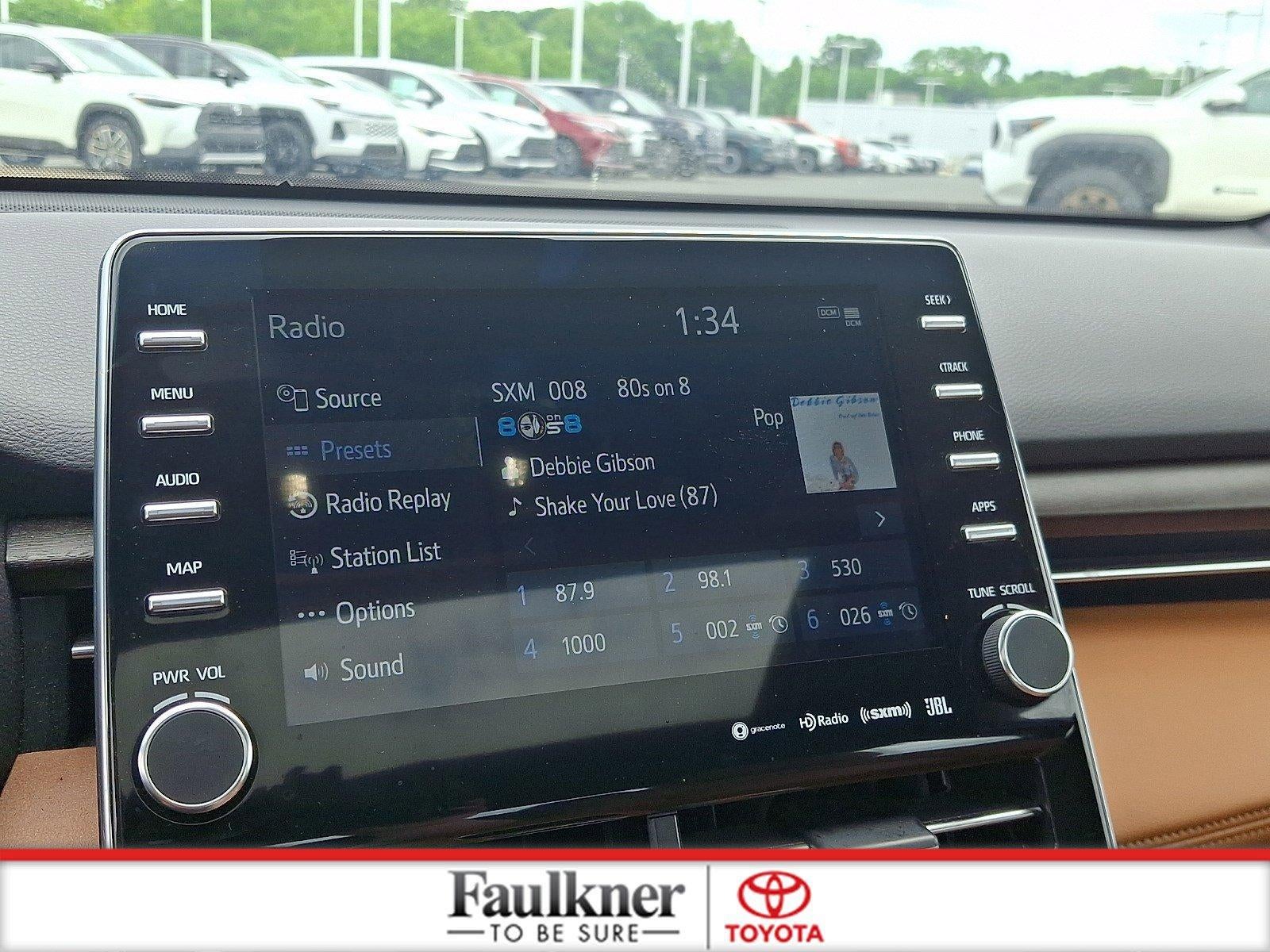 2021 Toyota Avalon Hybrid Limited FWD (Natl)