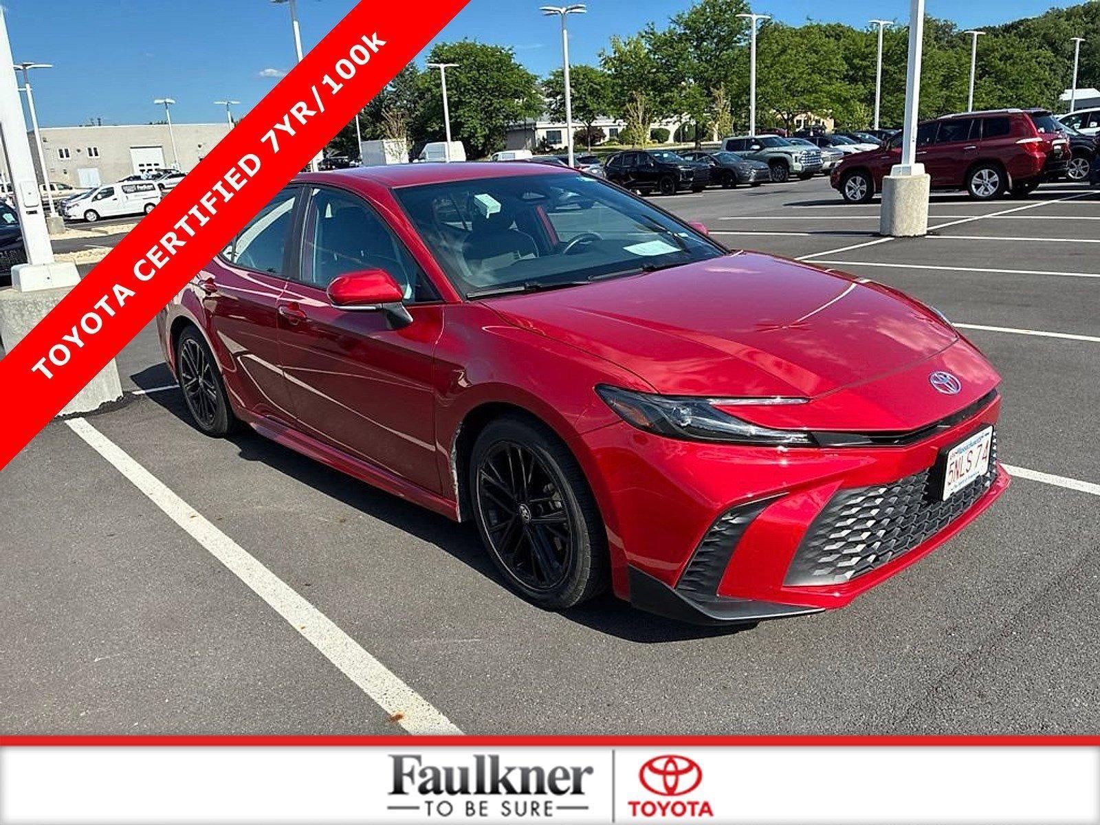 2025 Toyota Camry SE (SE)