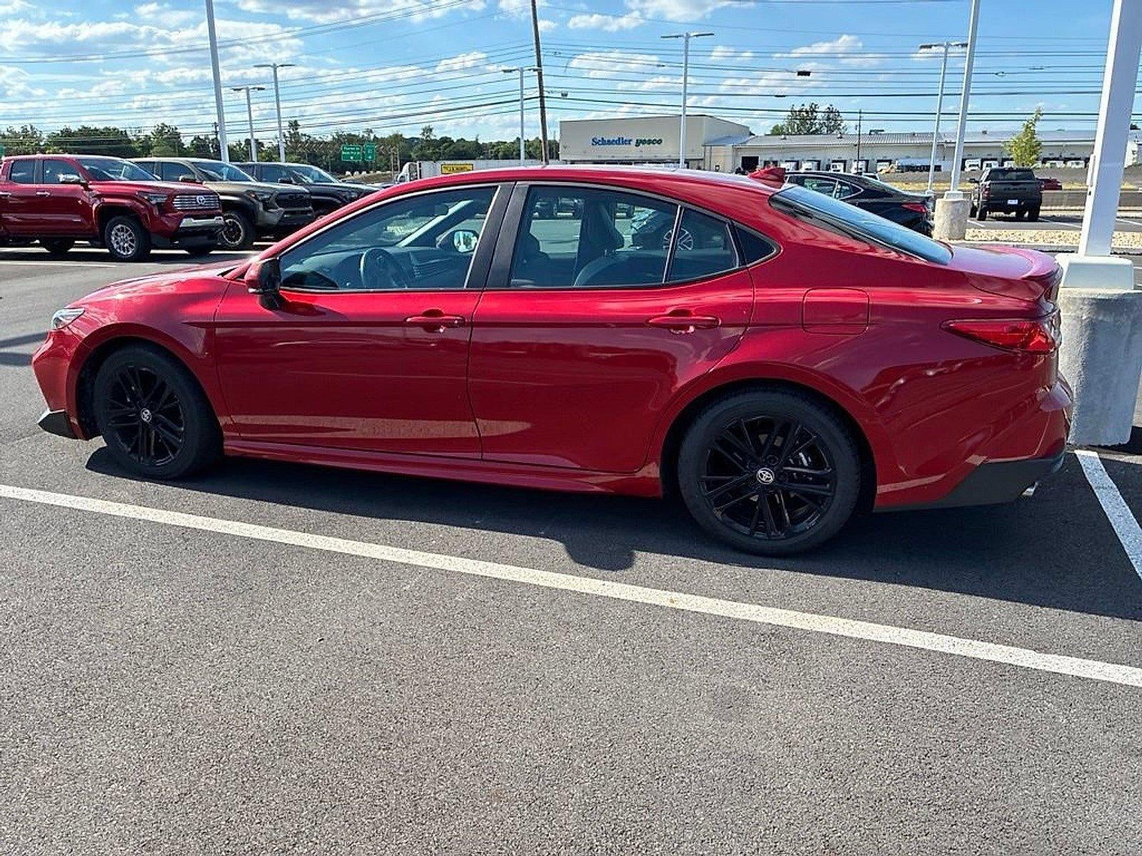 2025 Toyota Camry SE (SE)