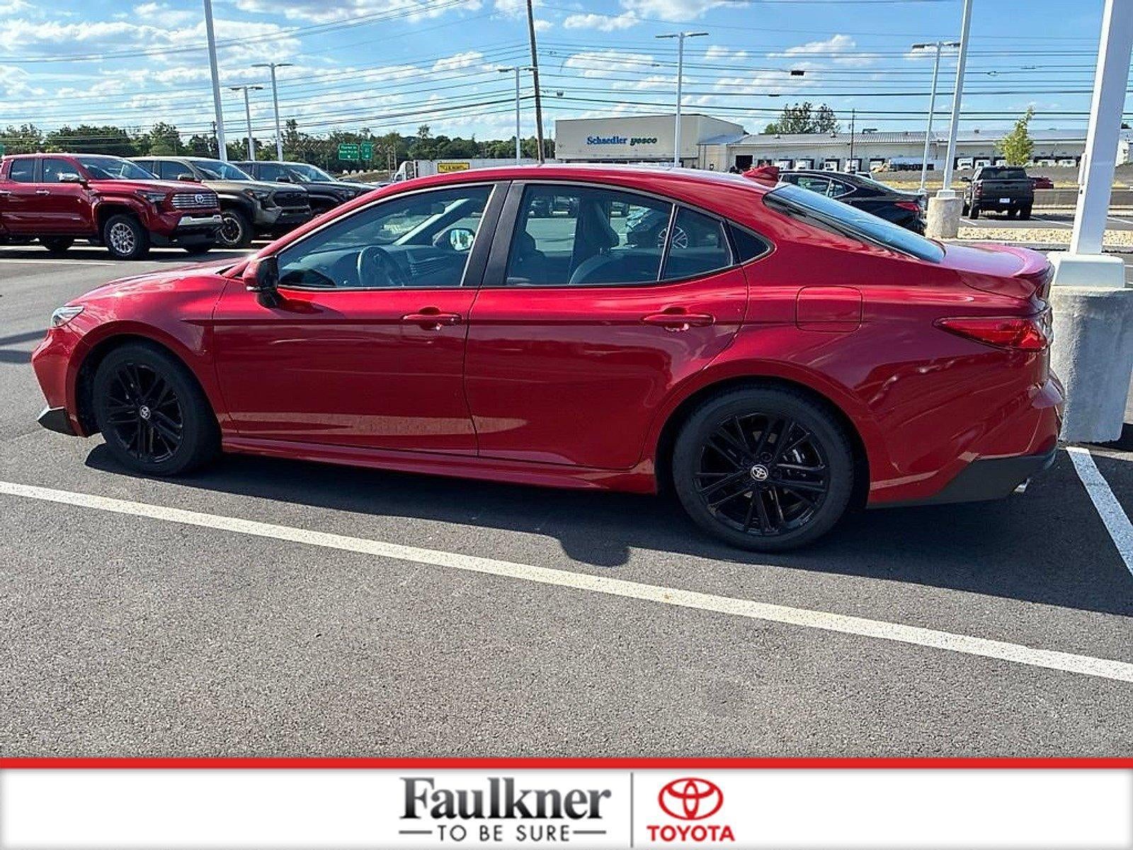 2025 Toyota Camry SE (SE)