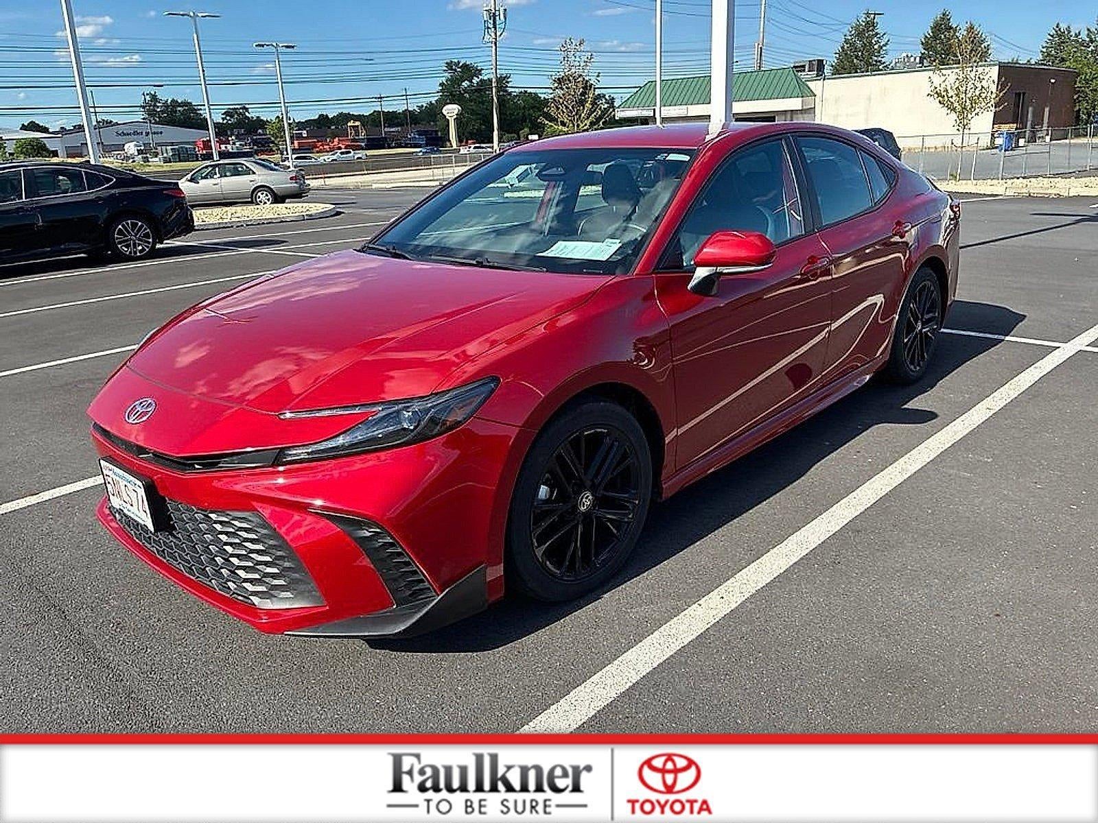 2025 Toyota Camry SE (SE)