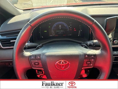 2025 Toyota Camry SE (SE)