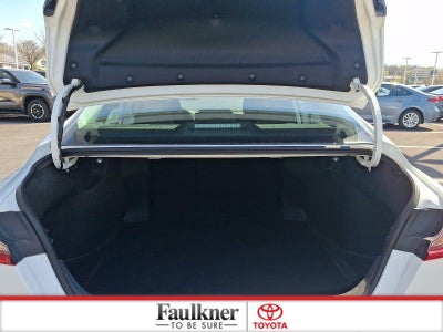 2025 Toyota Camry LE (SE)