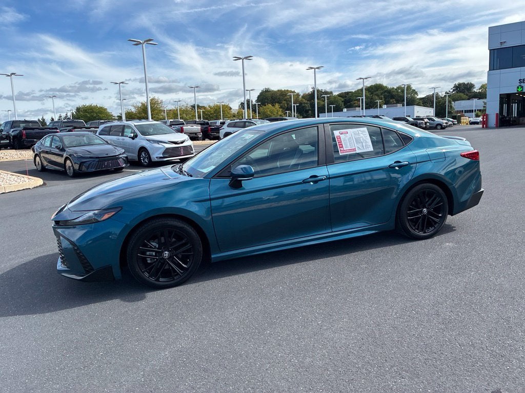 2025 Toyota Camry SE CERTIFIED