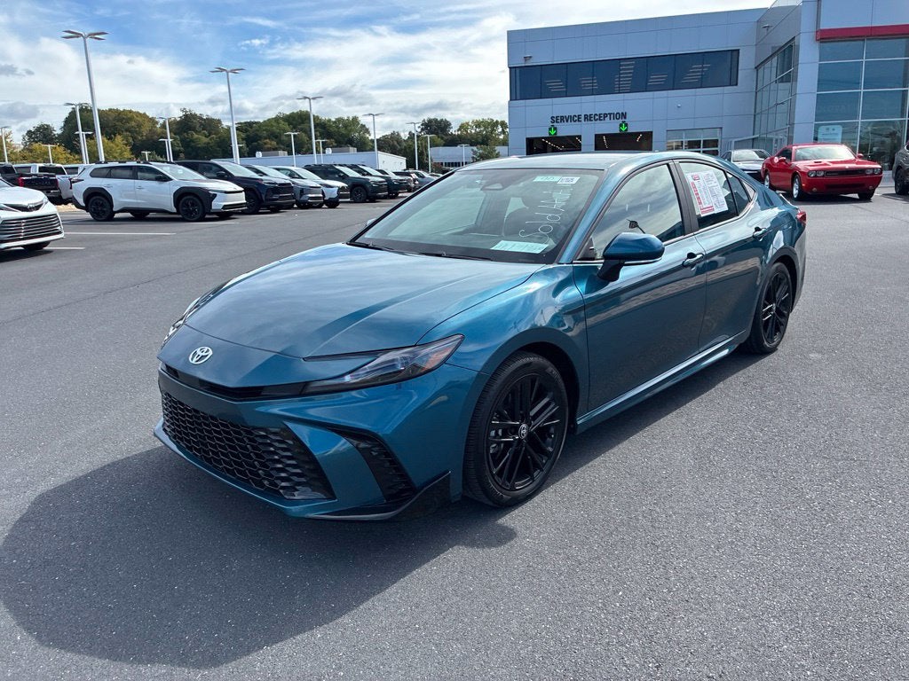 2025 Toyota Camry SE CERTIFIED