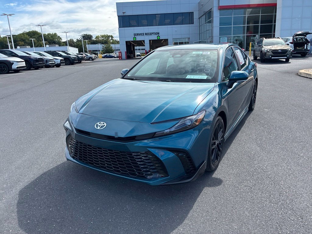 2025 Toyota Camry SE CERTIFIED