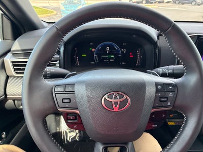 2025 Toyota Camry SE CERTIFIED